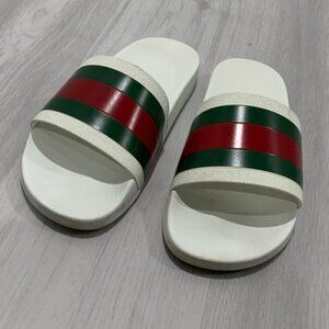 Gucci Pursuit 72 Pool Slides White Rubber 308234 Size 8.5